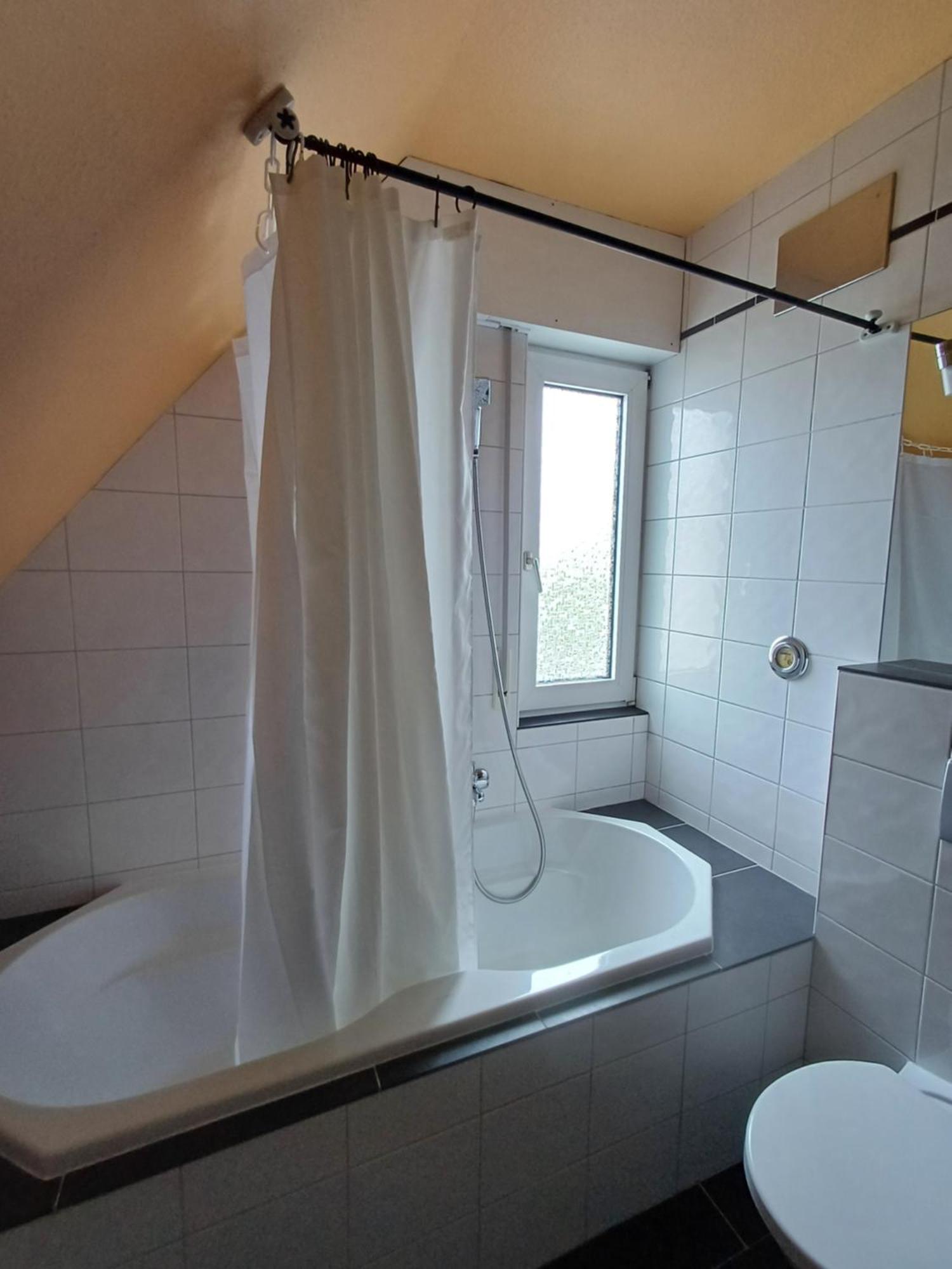 B&B Koeln Zuendorf Buitenkant foto
